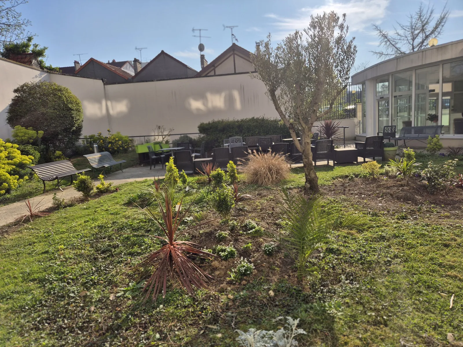 Un air de printemps à l’EHPAD LES JARDINS D’EPINAY