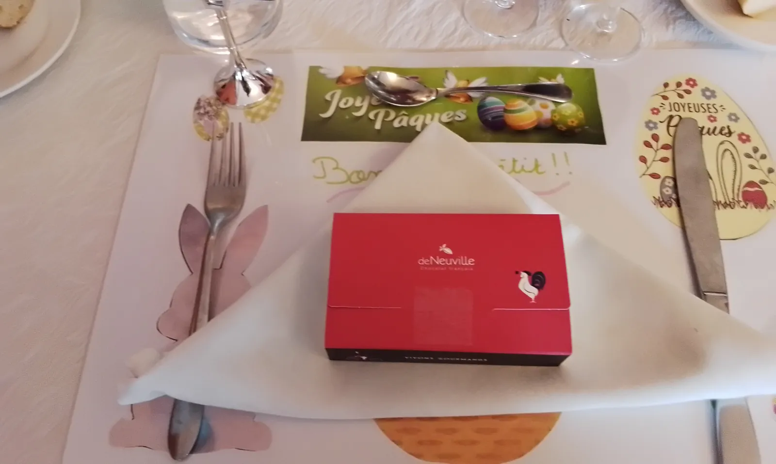 Moment de Pâques - Côté Restauration