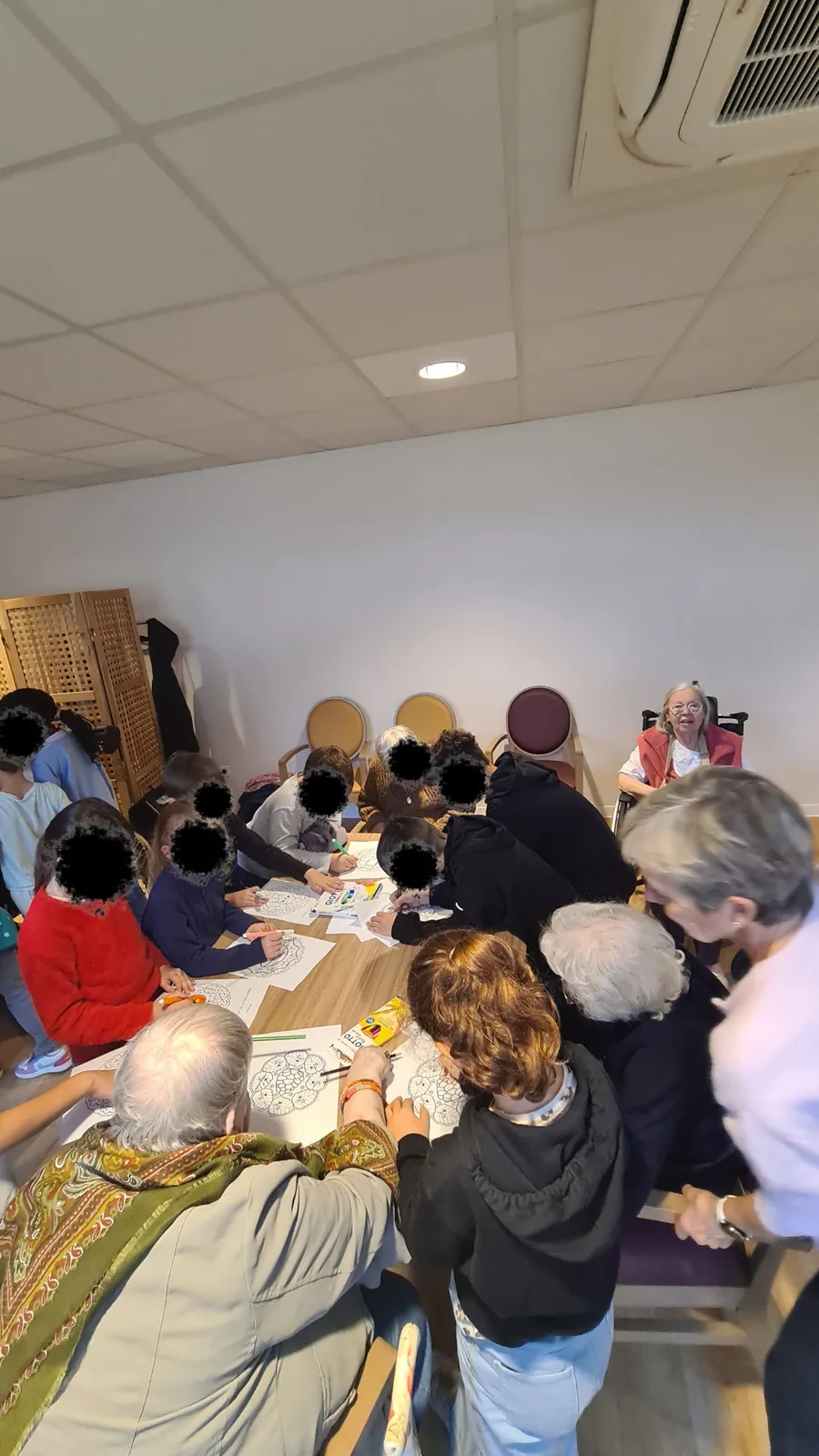 Le bonheur de se retrouver : le retour des échanges intergénérationnels !
