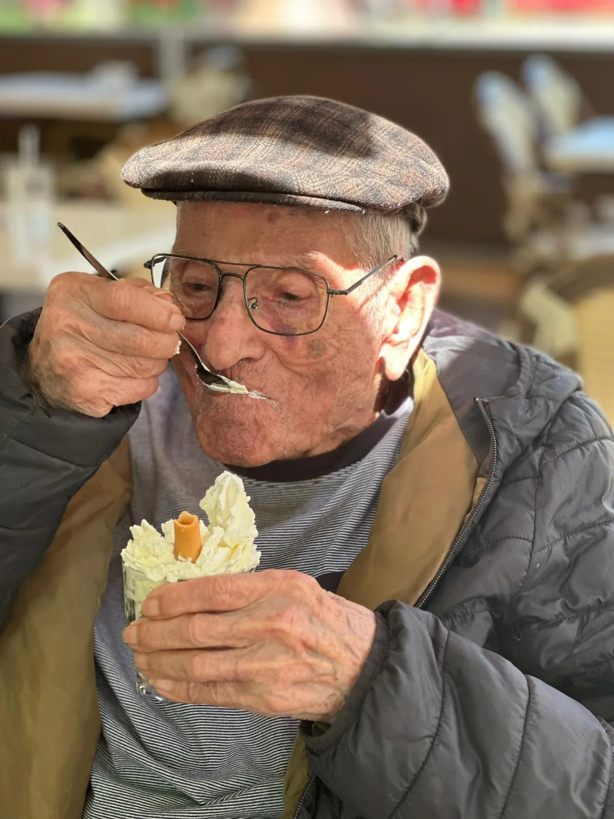 Sortie gourmande : glaces en terrasse pour profiter du soleil