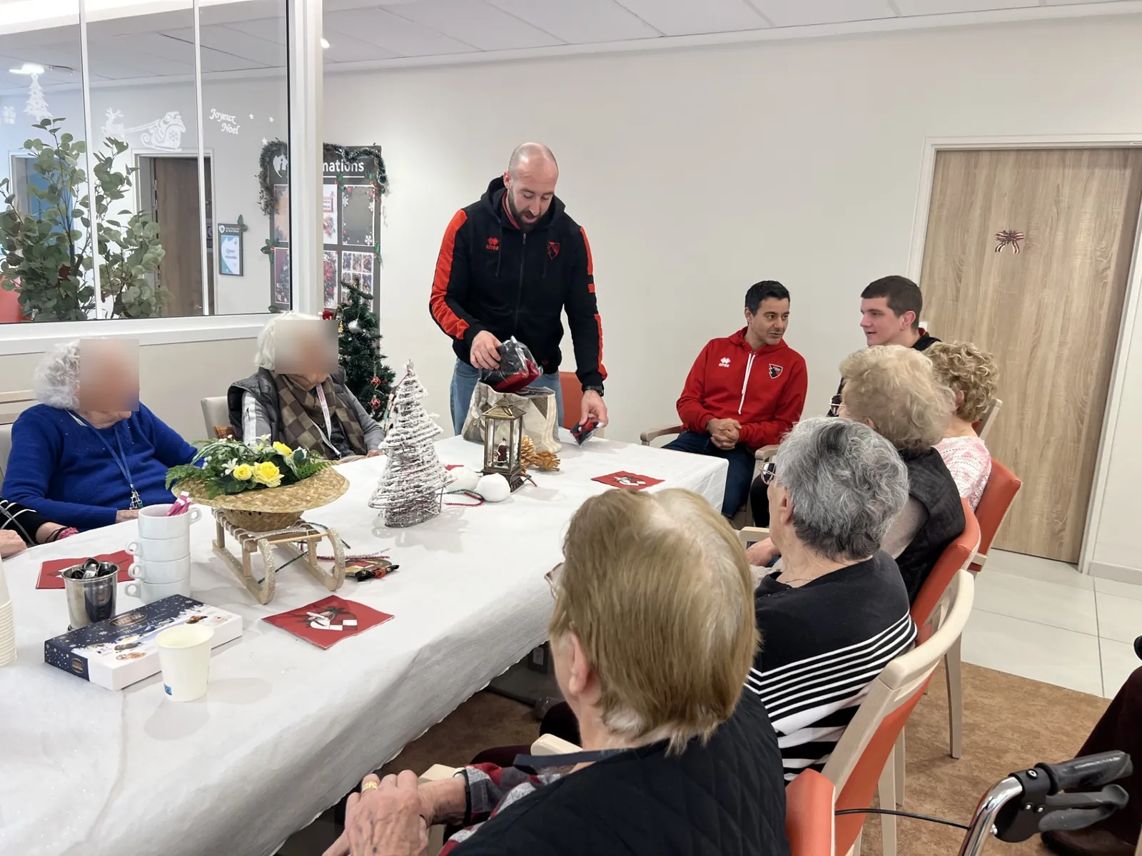 Les rugbymen au cœur d'un gouter de Noel convivial  
