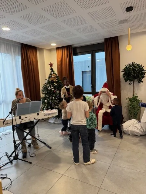 Fête de Noël des enfants du personnel aux terrasses de l'étoile