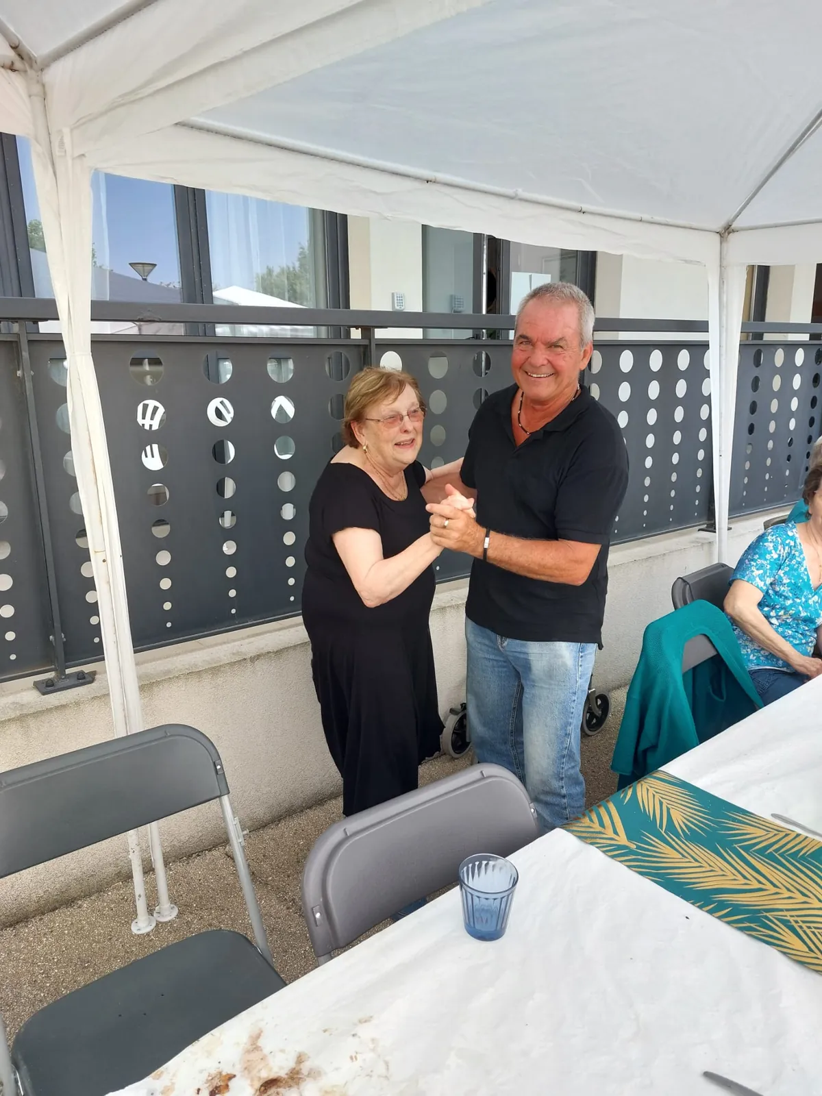  Barbecue Convivial aux Terrasses de l’Étang – Un Moment de Partage Réussi !