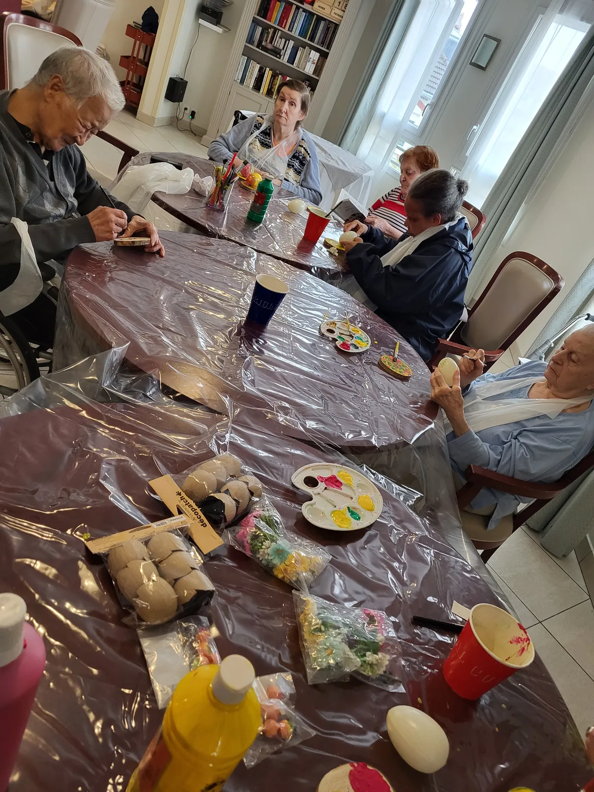  Atelier créatif de mars les œufs  de Pâques 