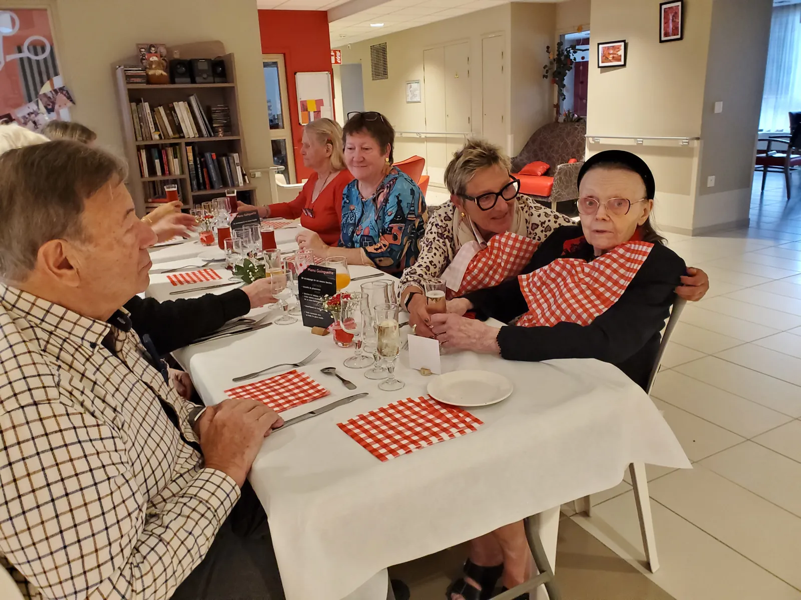 Un moment convivial pour le repas des familles – Samedi 11 octobre