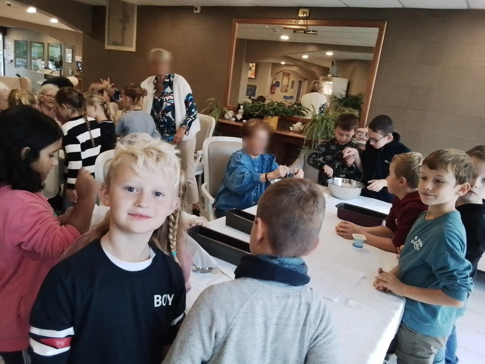 Confection de gâteaux avec les enfants 