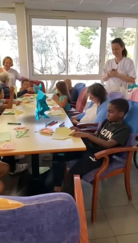 IL N'Y A PAS D'AGE POUR LE PLIAGE