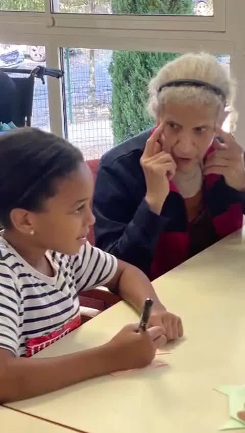 IL N'Y A PAS D'AGE POUR LE PLIAGE