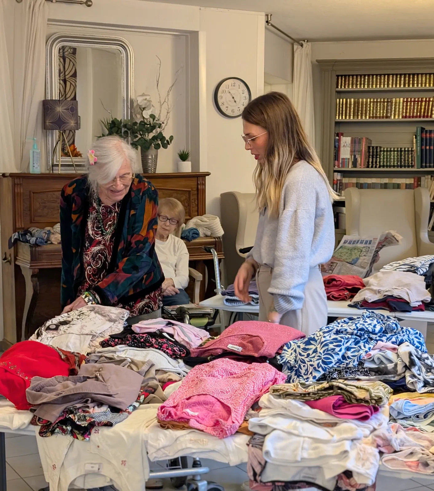 Une braderie solidaire et familiale à la résidence 