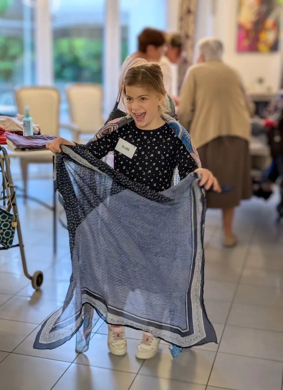 Une braderie solidaire et familiale à la résidence 