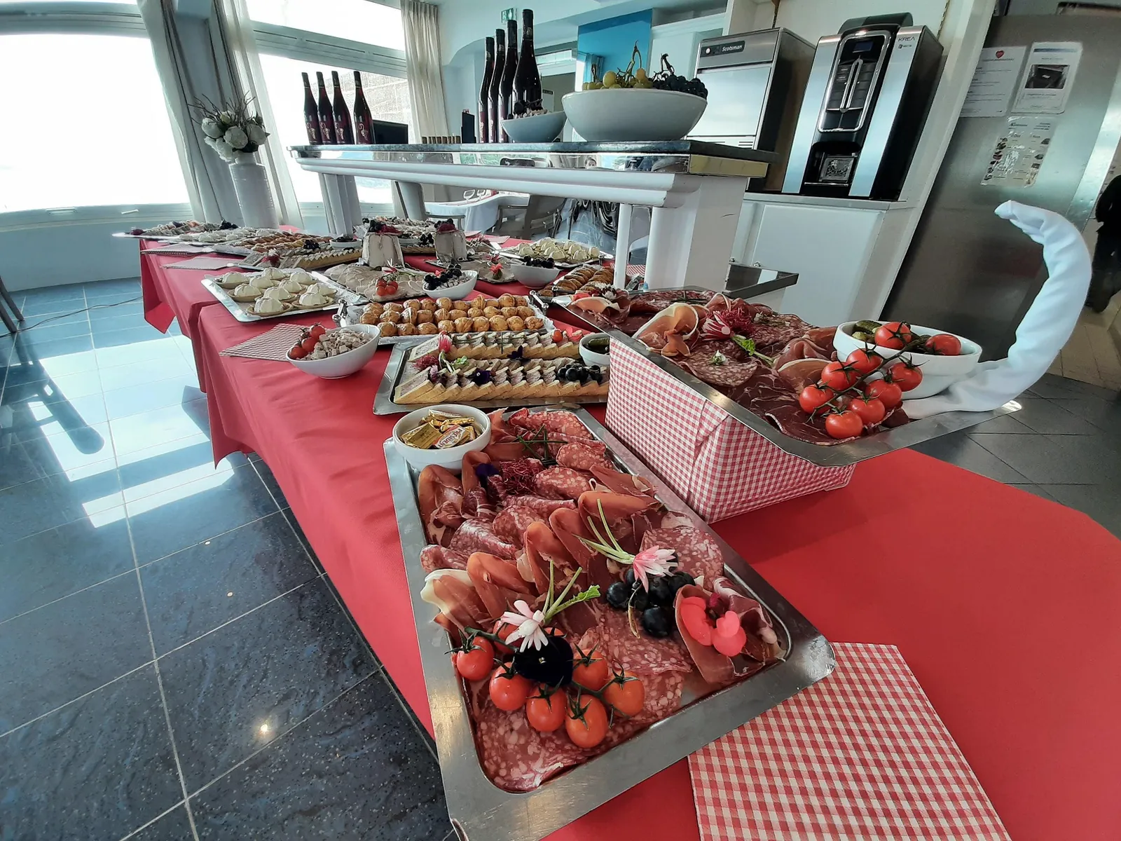 Repas pour l'arrivée du Beaujolais Nouveau