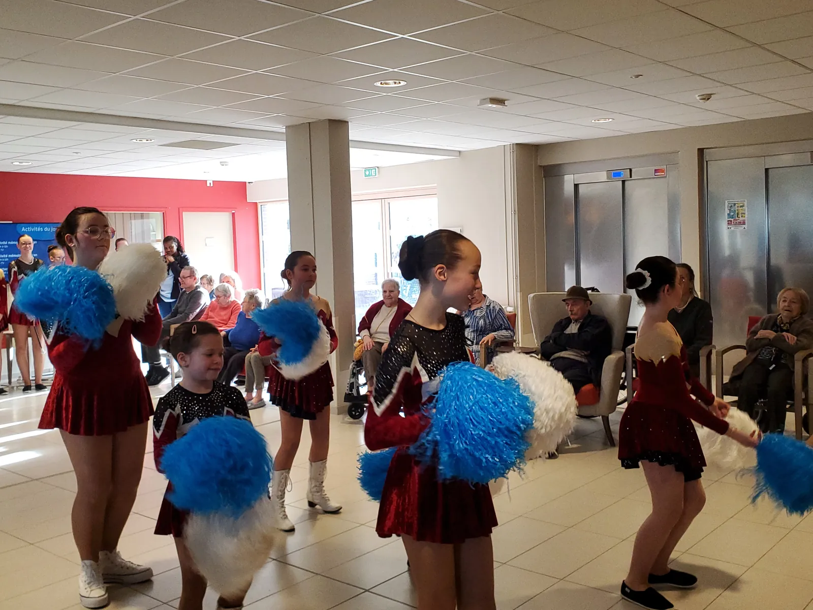 Spectacle du Club de majorettes