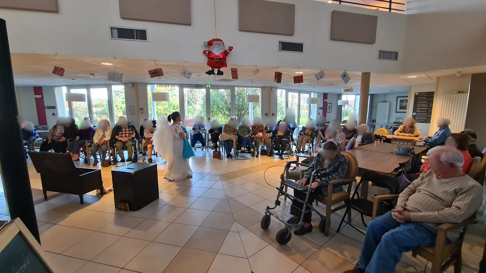 Spectacle et goûter des familles 