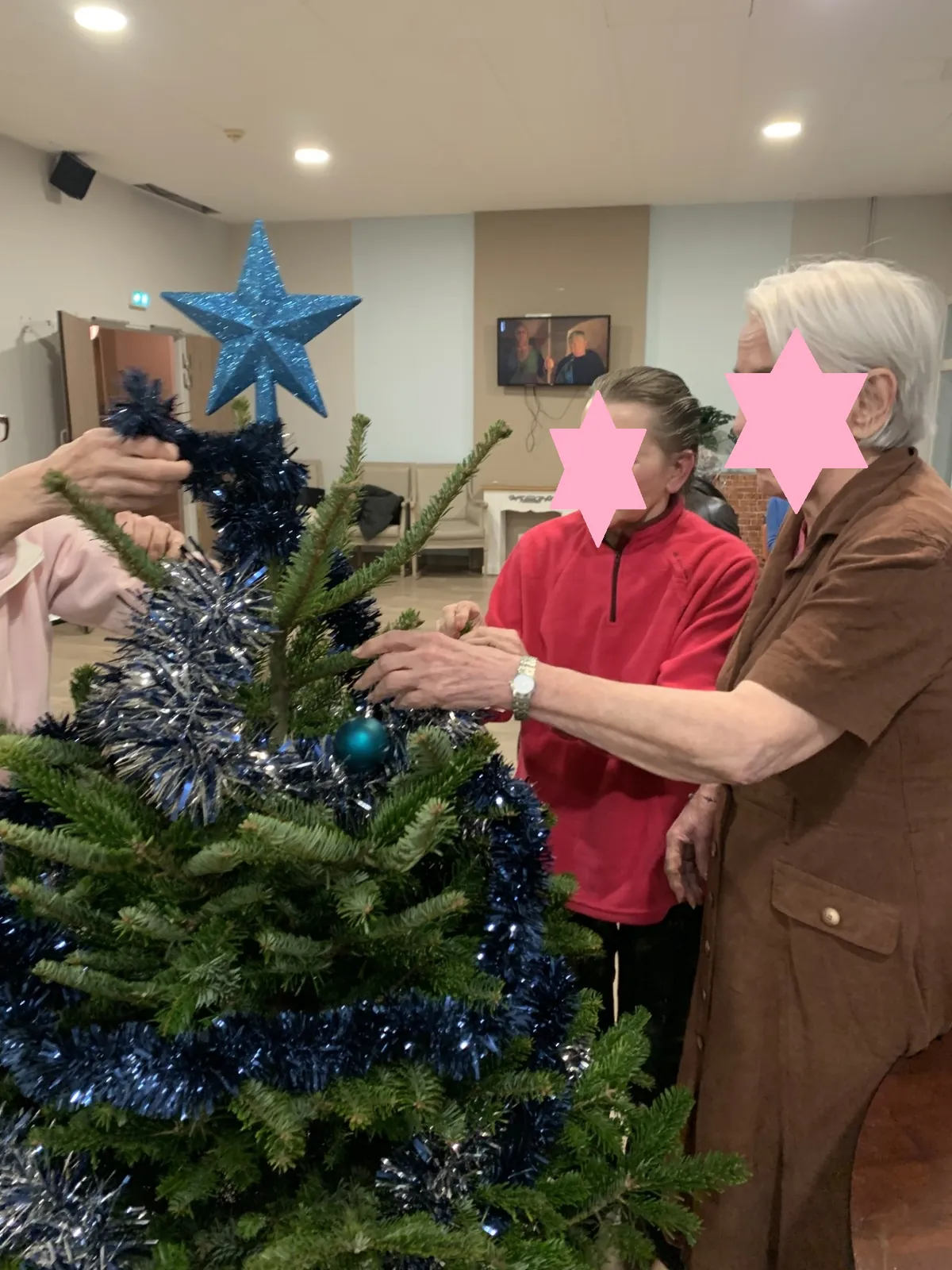 L'unité de vie protégée glisse dans l'ambiance de Noel