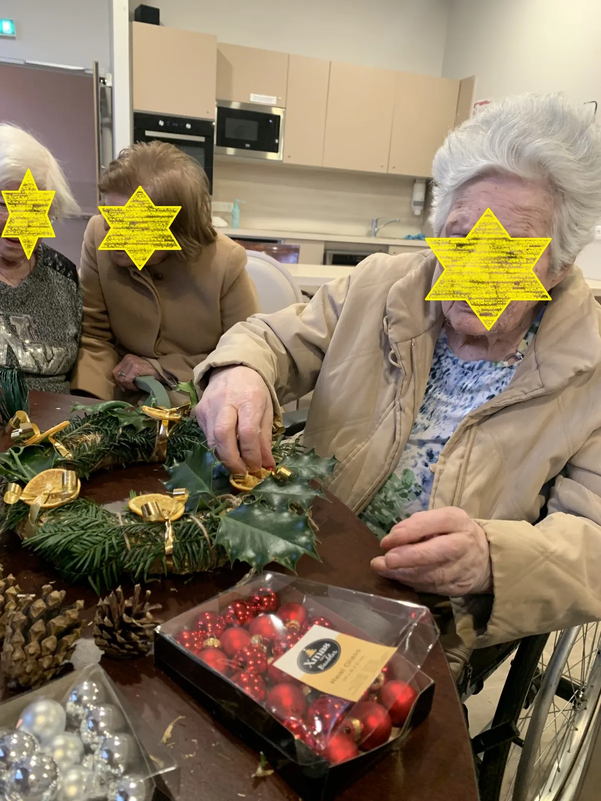 L'unité de vie protégée glisse dans l'ambiance de Noel