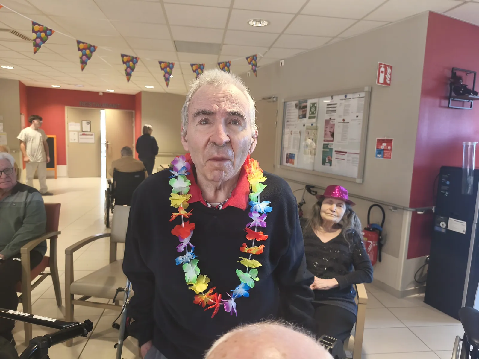 Carnaval à la résidence : un moment de partage intergénérationnel