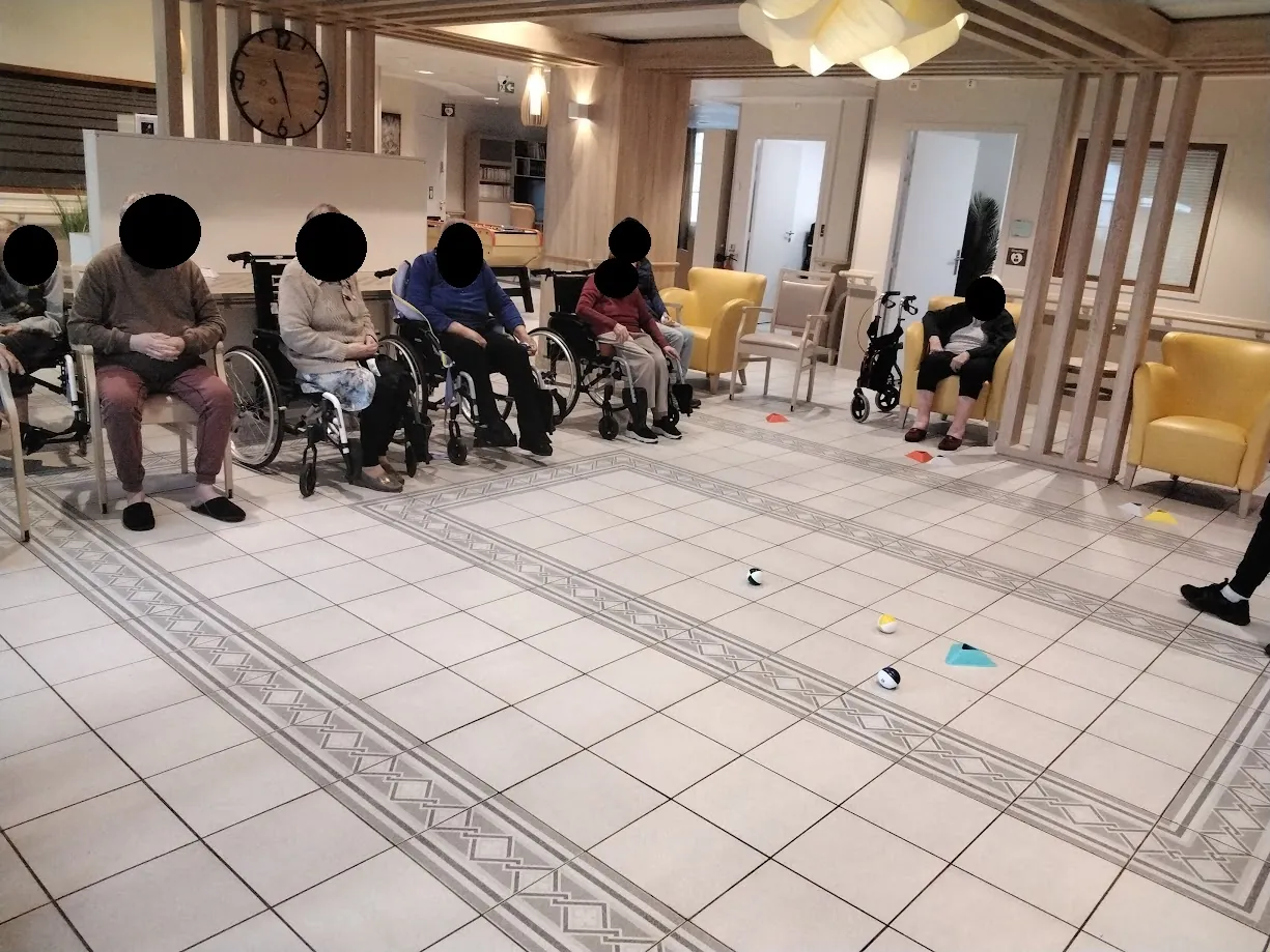 Activités physiques adaptées à la résidence Les Jardins d'Epinay