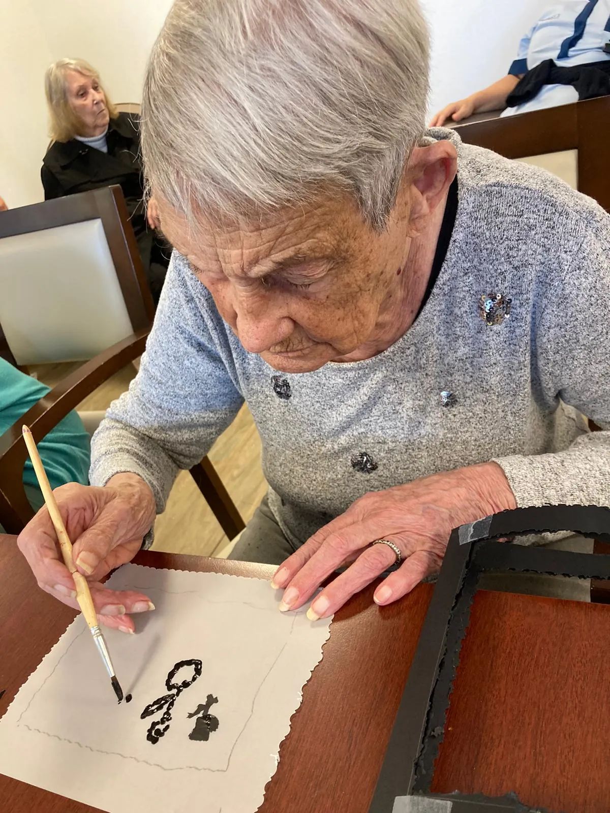 Sophrologie, atelier moteur et manuel. 