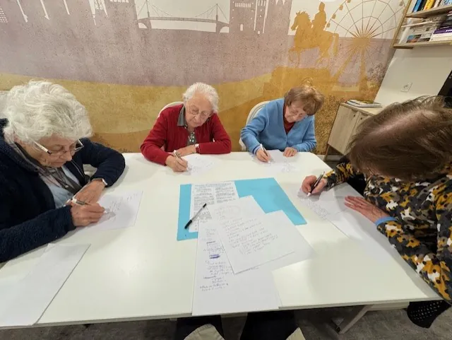 Concours de poésie aux terrasses de l'étoile.