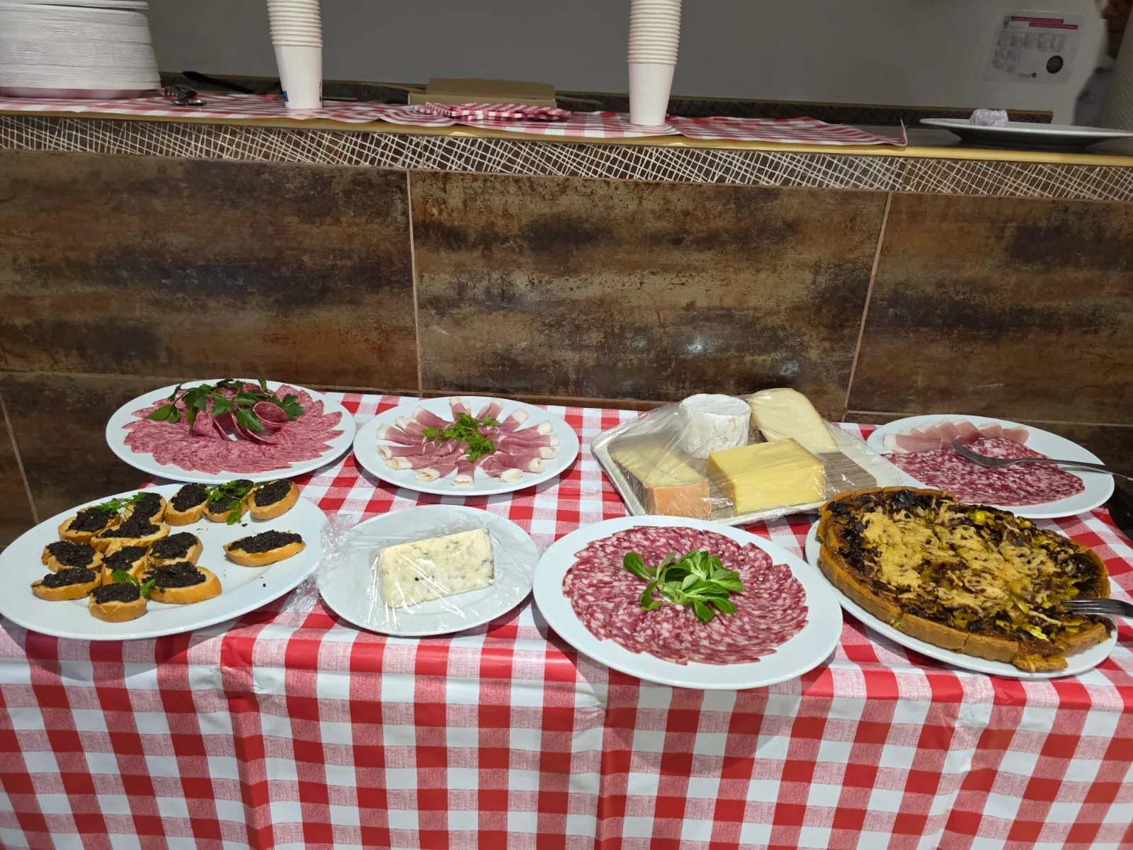 Retour (tardif) en images sur notre apéro Beaujolais nouveau !
