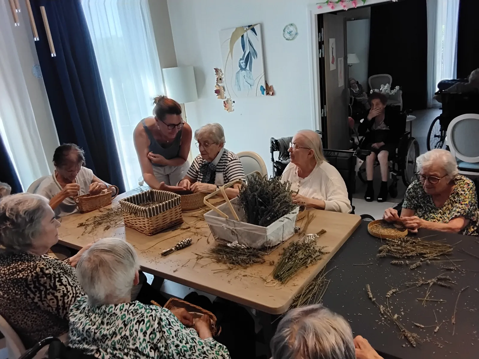 Sachets de Lavande avec Cécile à la résidence Saint-Jean d'Agen