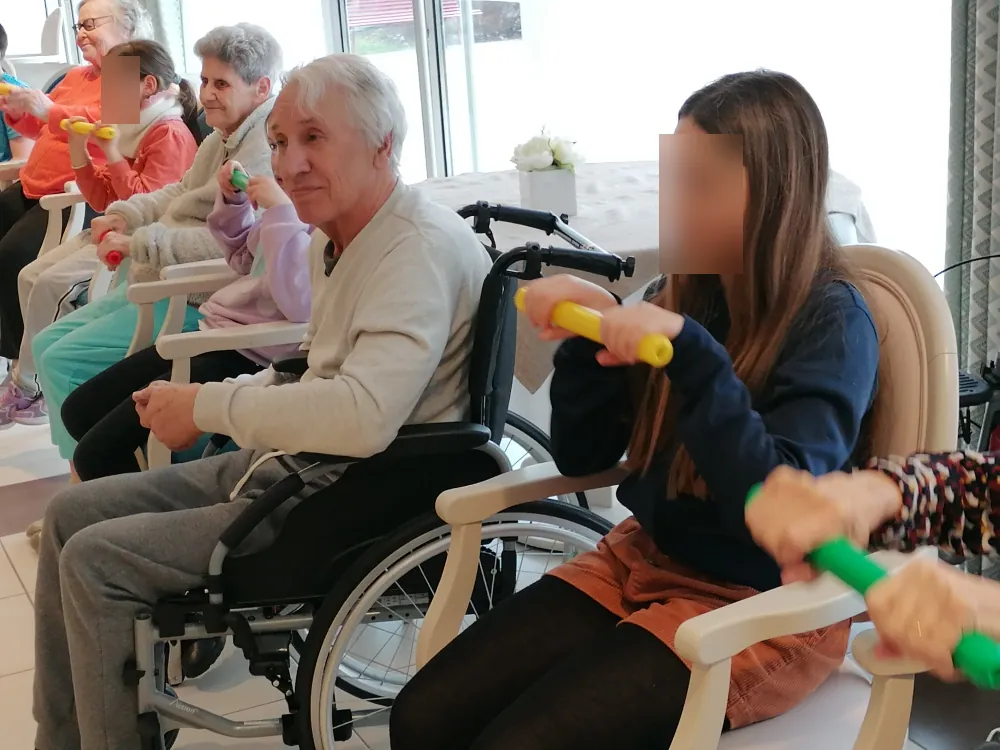 Rencontre intergénérationnelle à la maison de retraite d'Esbly