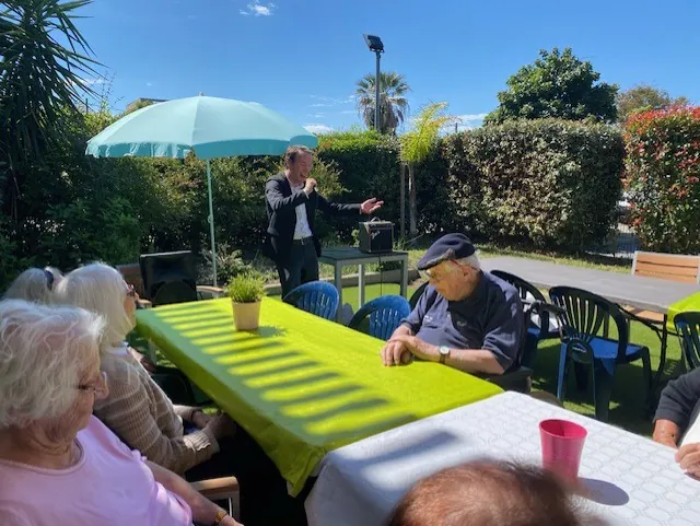  LA FETE DES  VOISINS AU GRAND JARDIN 