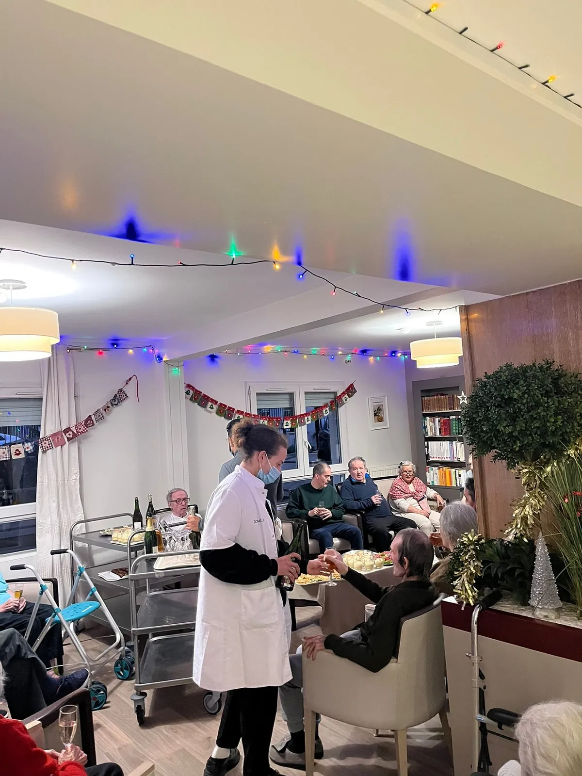Apéritif festif pour fêter l'arrivée de la nouvelle année