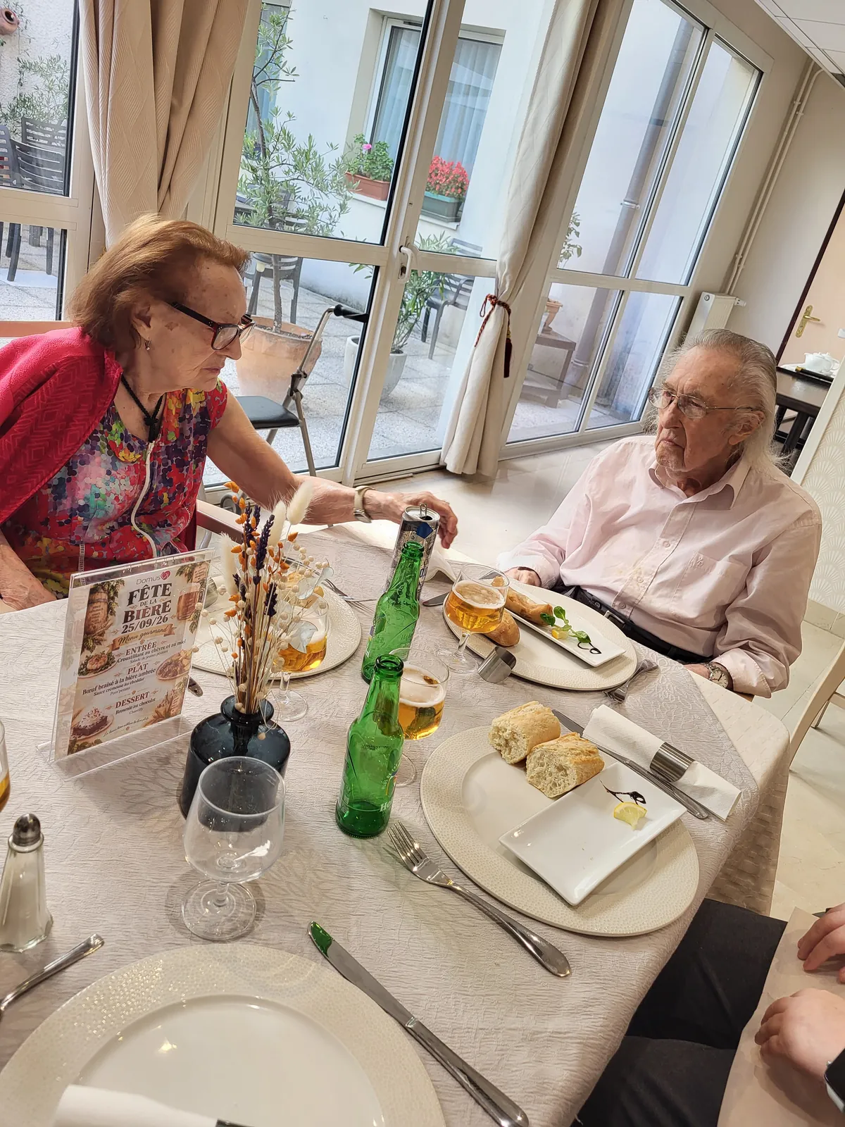 Fête de la Bière : un repas gourmand et convivial Aux Adrets 