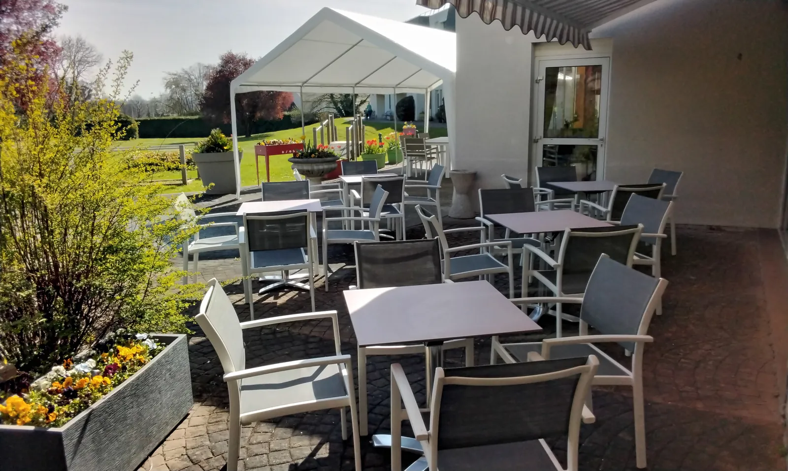 La terrasse est de retour 