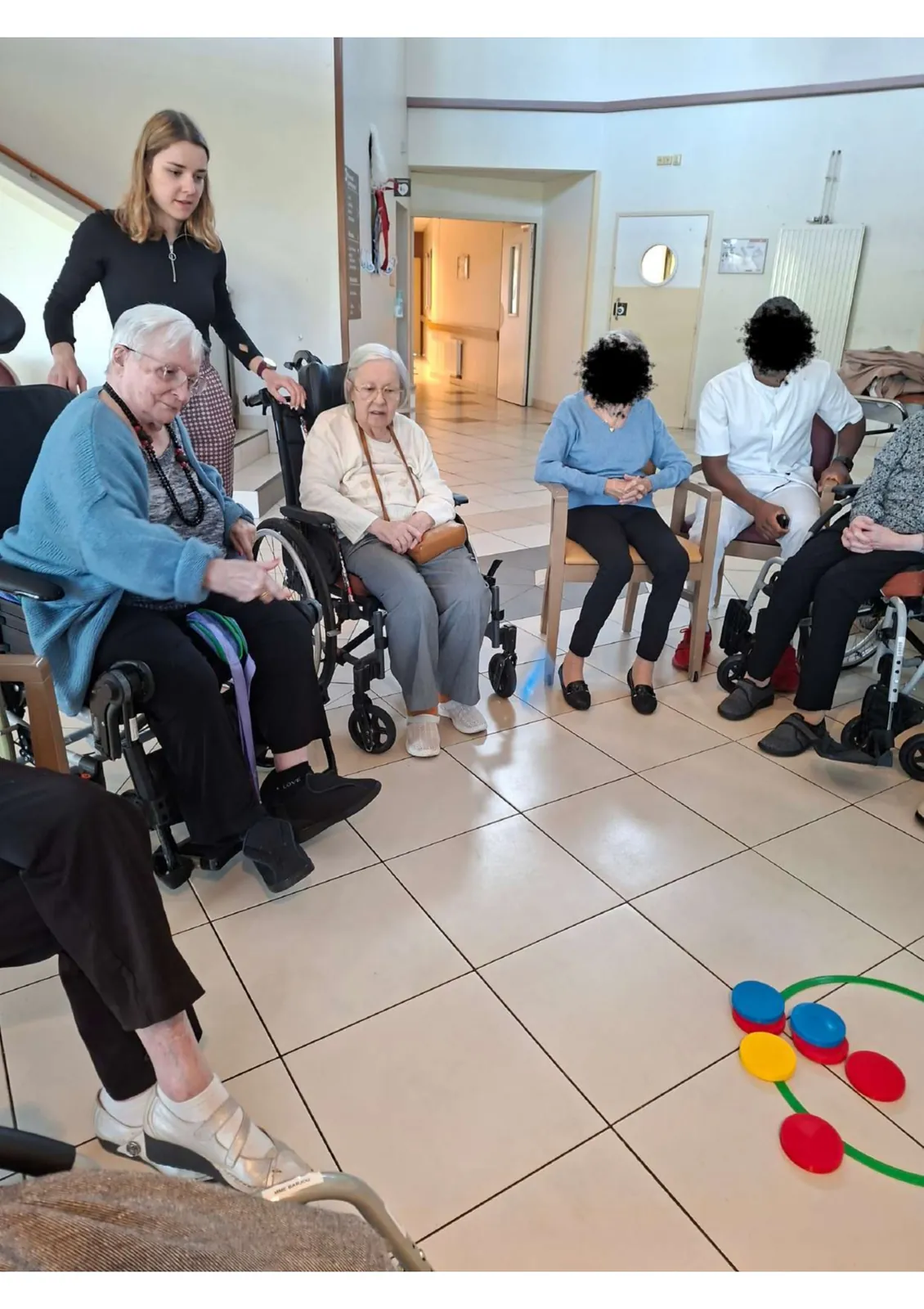 Bouger en douceur : jeux de balles et de précision