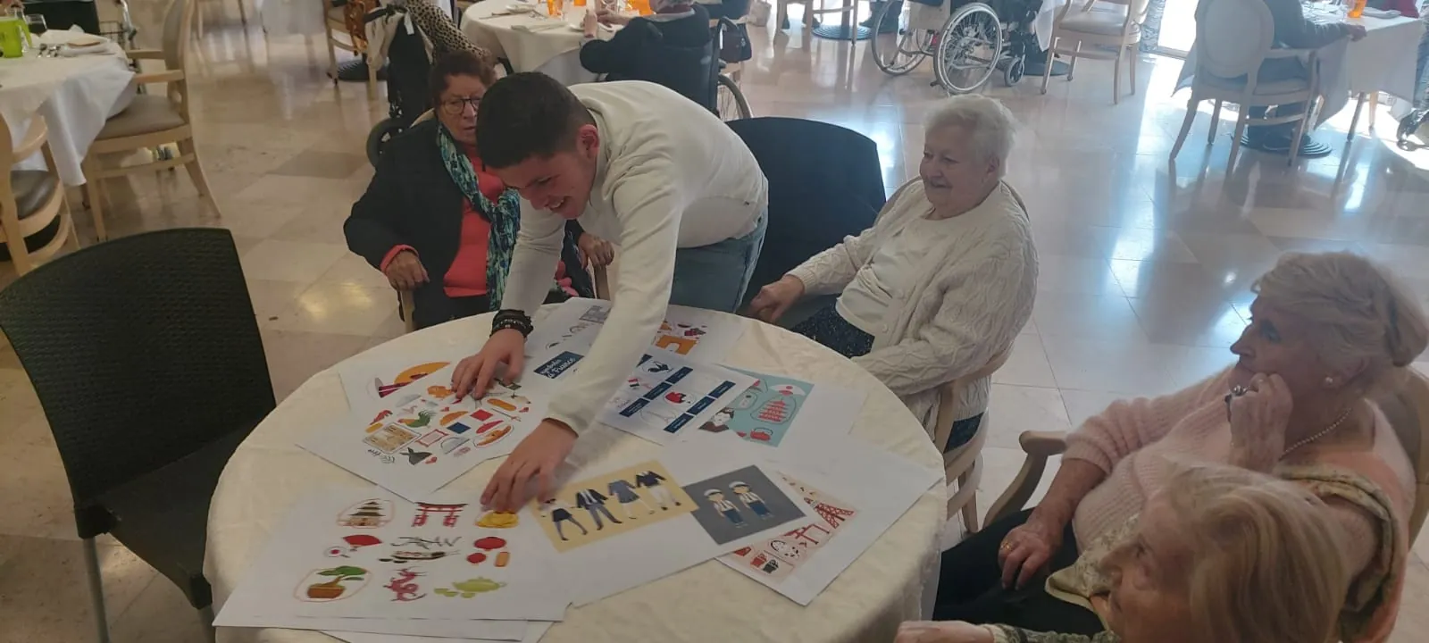 Rencontre intergénérationnelle avec les élèves du collège La Fayette
