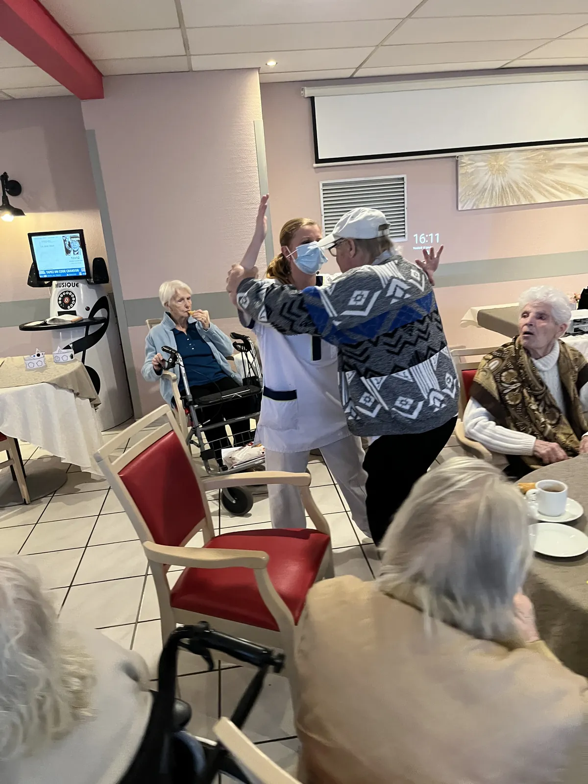 Dégustation et danse 