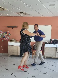 DEMONSTRATION ET COURS DE DANSE DE SALON 