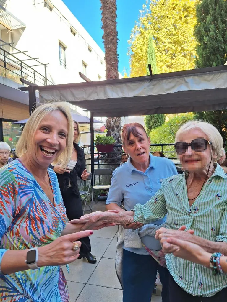 Paëlla géante pour la fête de la Résidence