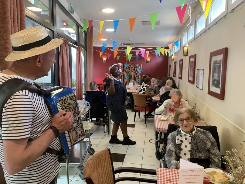 Embarquement pour notre guinguette champêtre !