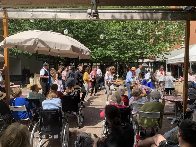 Embarquement pour notre guinguette champêtre !