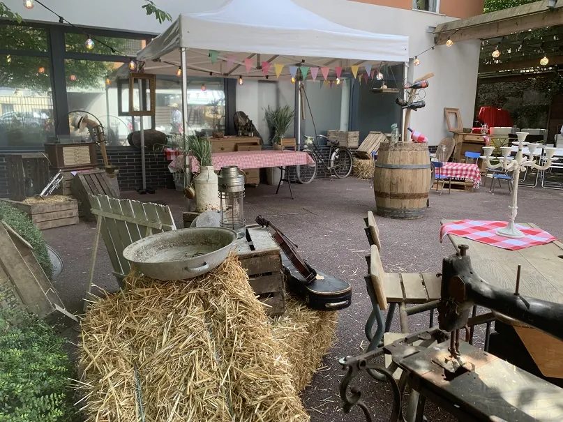 Embarquement pour notre guinguette champêtre !
