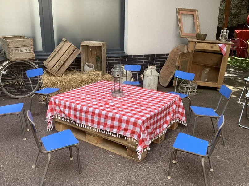 Embarquement pour notre guinguette champêtre !
