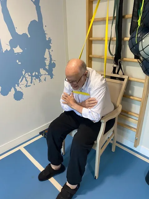 Sous le soleil exactement… Inauguration joyeuse et active à la Résidence de Mazargues Ce mardi après-midi à la Résidence médicalisée de Mazargues,.