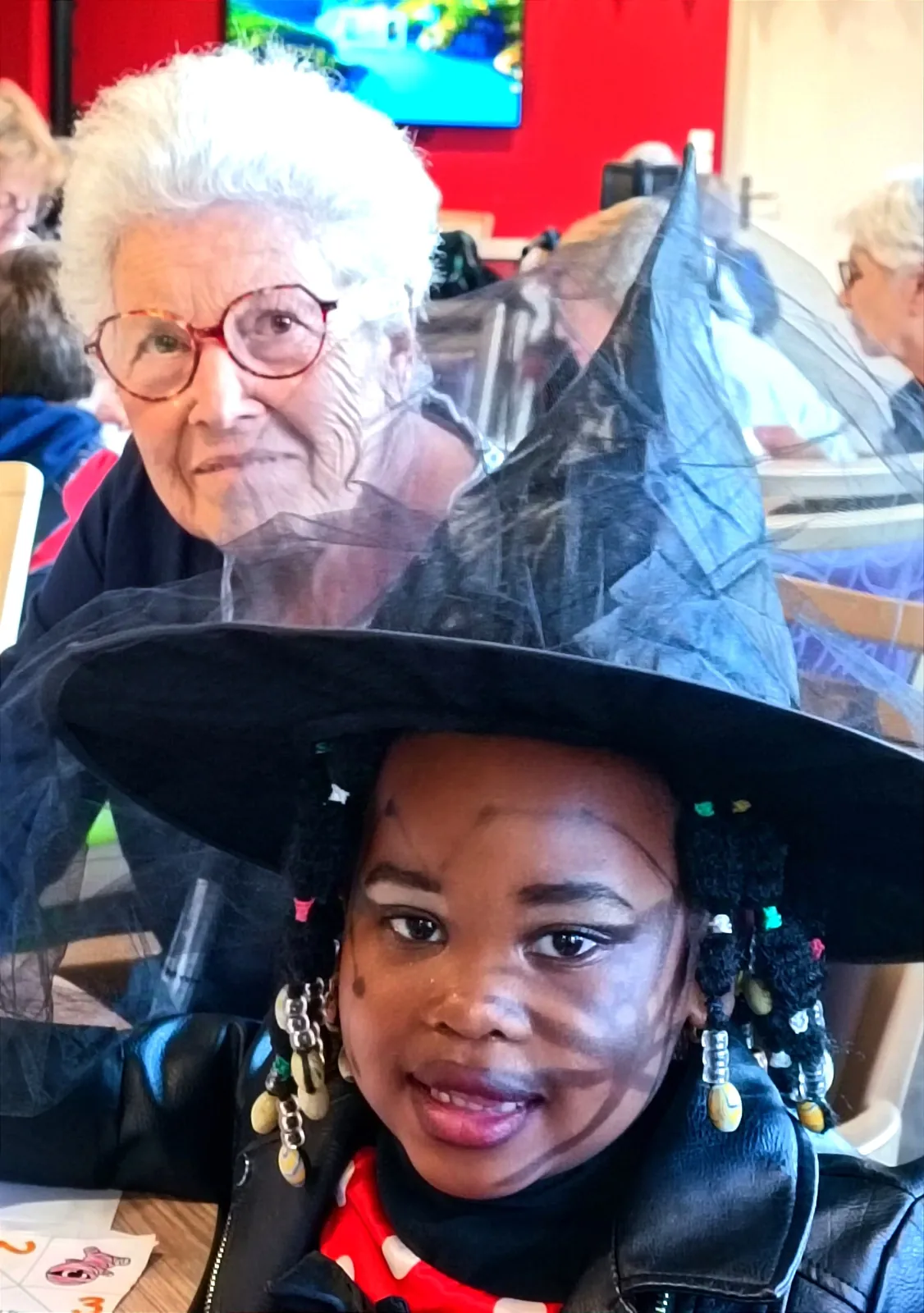 La résidence fête Halloween avec joie !