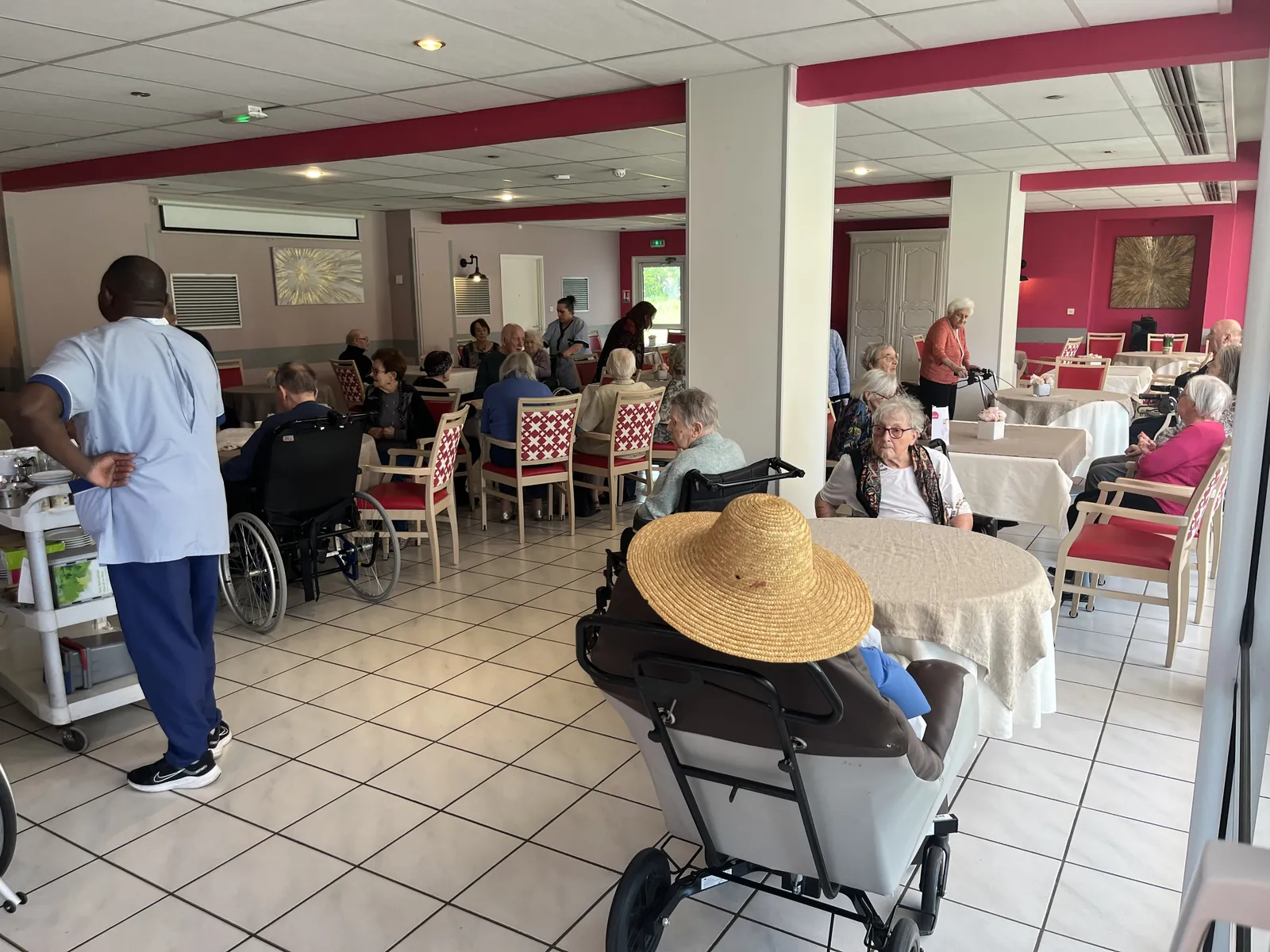 Goûter au restaurant de la résidence 
