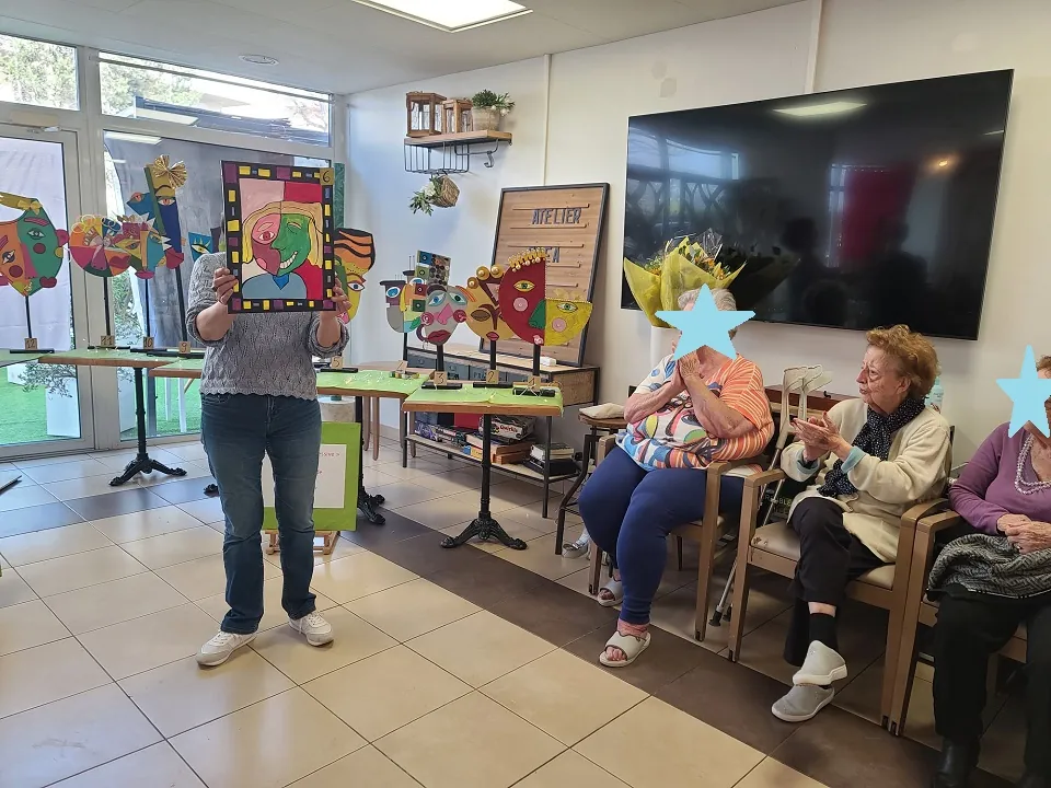 Concours "La grande Lessive" à l'EHPAD les Vallières de Cagnes sur Mer 