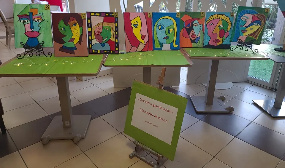 Concours "La grande Lessive" à l'EHPAD les Vallières de Cagnes sur Mer 