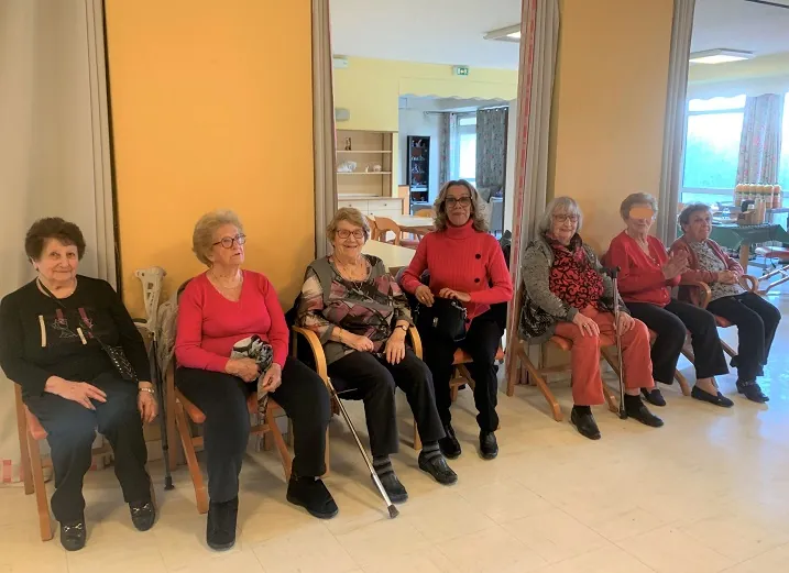 Bouger ensemble...au thé dansant !