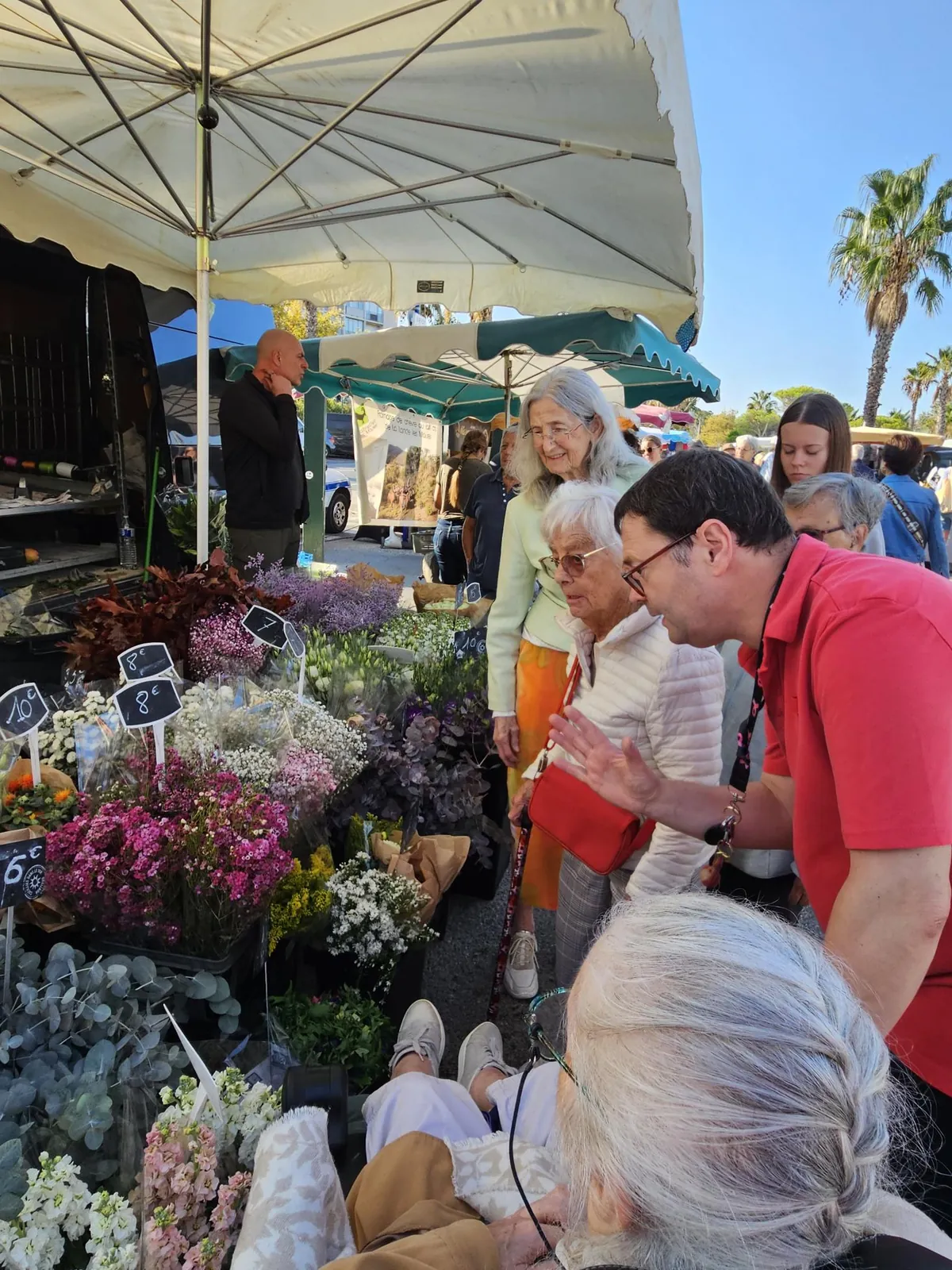 Le Grand Jardin s’invite au marché du Lavandou
