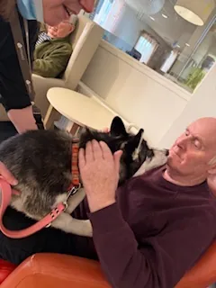 Une visite pleine de tendresse avec Moon 