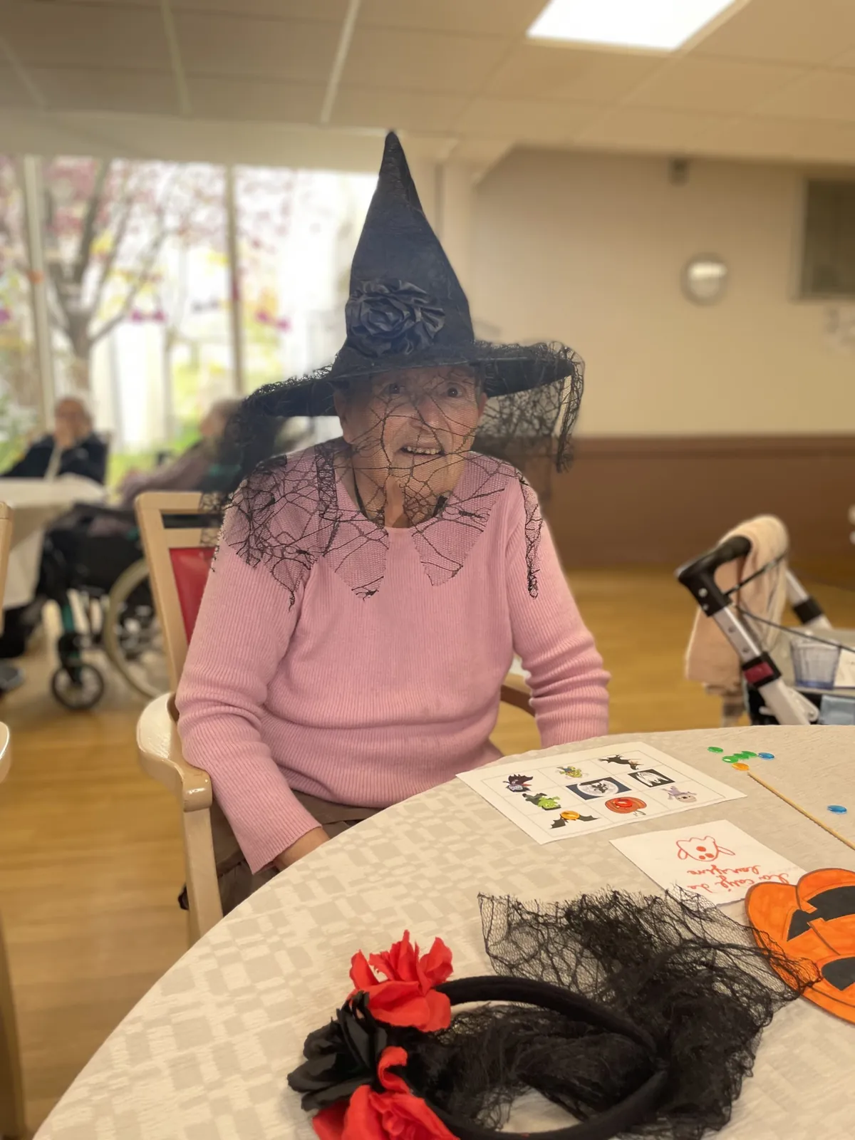 Un bel après-midi intergénérationnel sous le signe d’Halloween au Domaine de Jallemain ! 