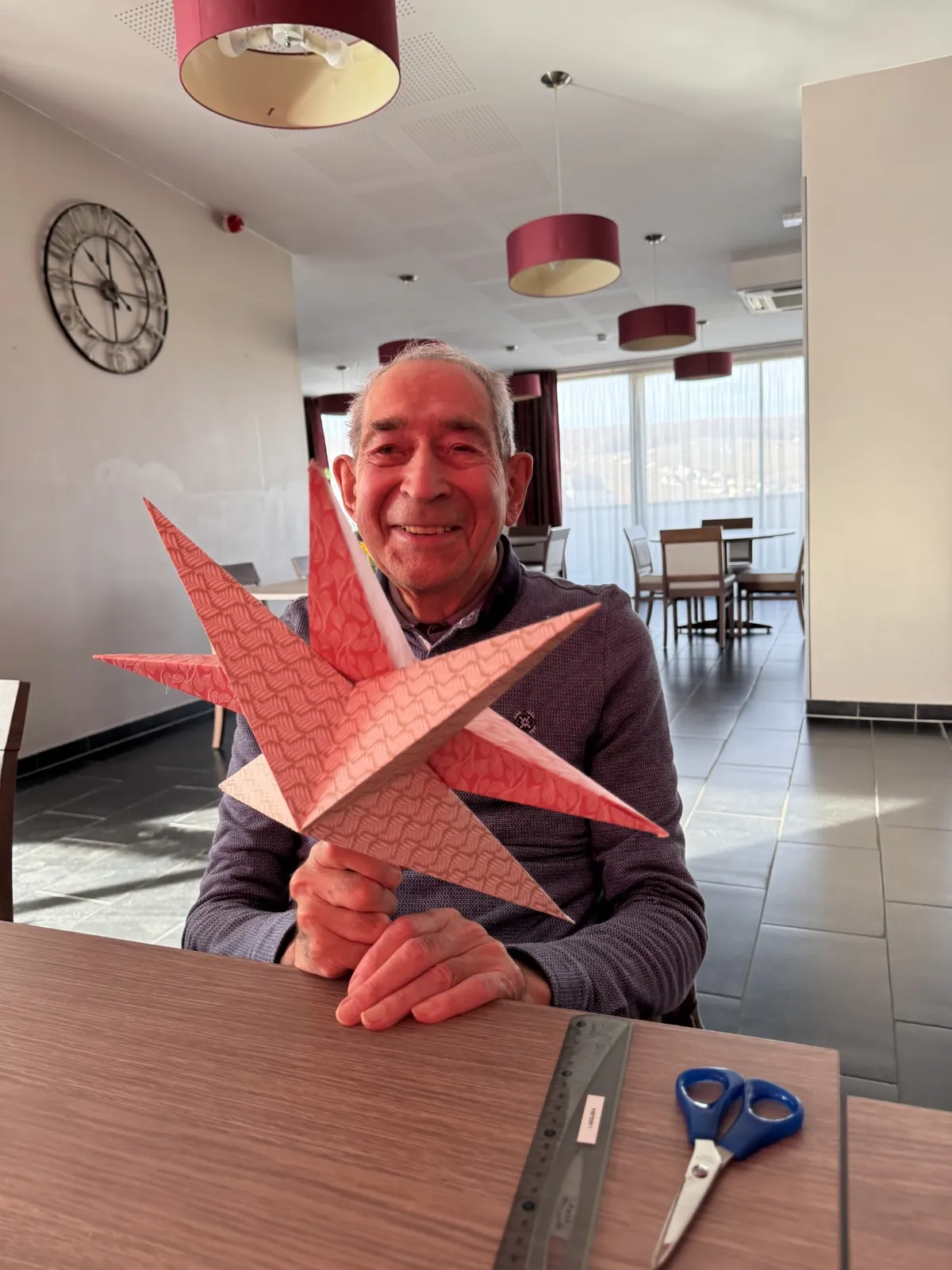 Atelier Origami – Étoiles de Noël