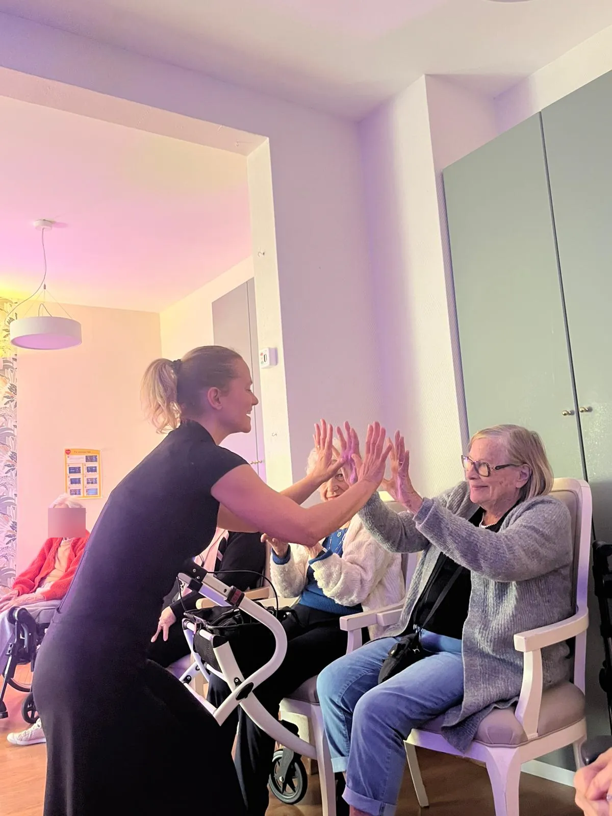 Première séance de danse thérapie : une rencontre en mouvement et en émotions